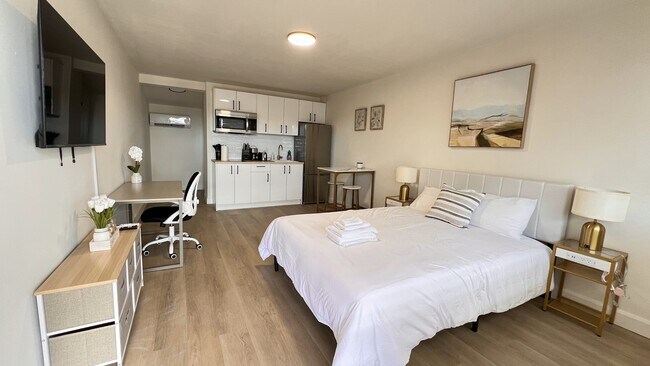 Photo - 7701 Lundy's Ln Unit 1