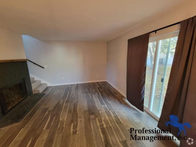 Building Photo - 3 bedroom in Billings MT 59102 Rental