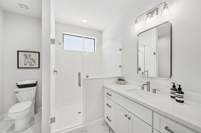 Photo - 830 Wakefield Dr