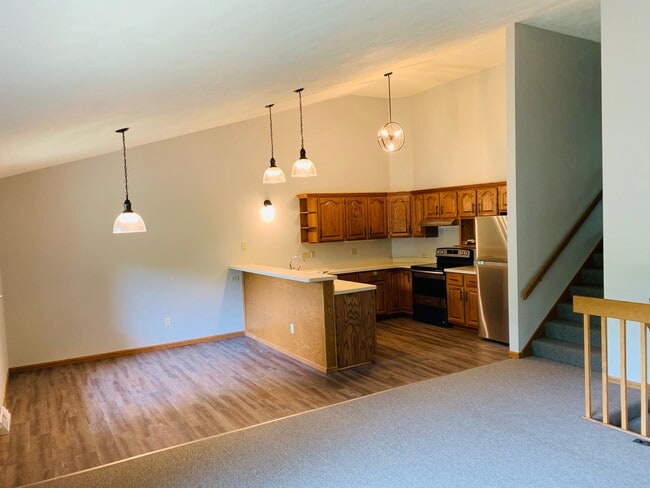 Photo - 371 Winnebago Ct
