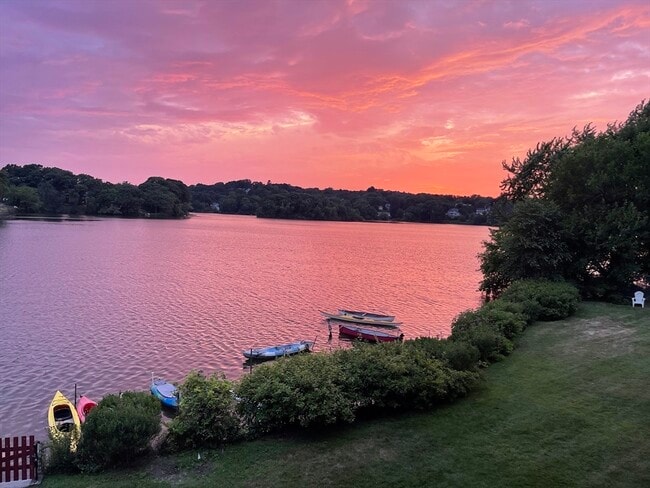 Building Photo - 34 Hamilton Rd Unit 504