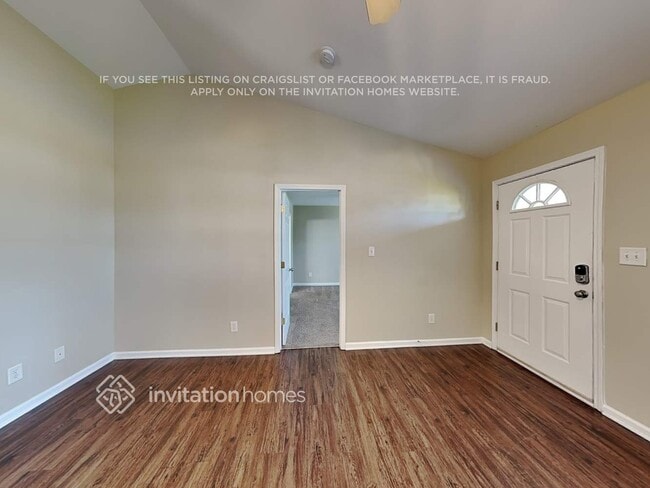 Photo - 1039 Loch Lomond Cir