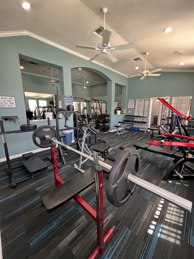 Gimnasio - Saddle Brook Apartments