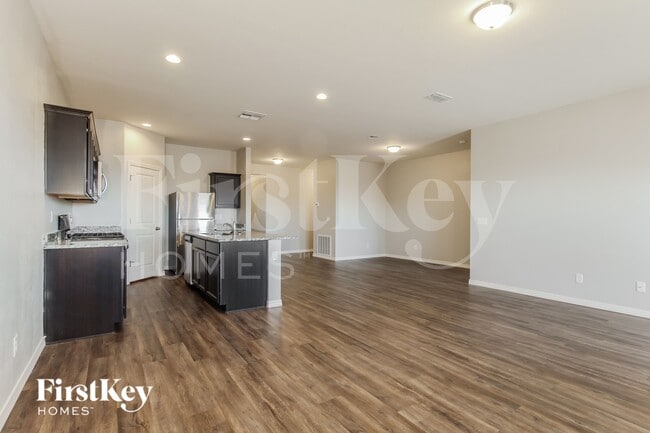 Photo - 20037 W Mesquite Dr