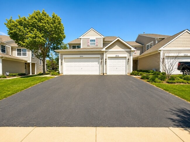 Photo - 2912 White Thorn Cir