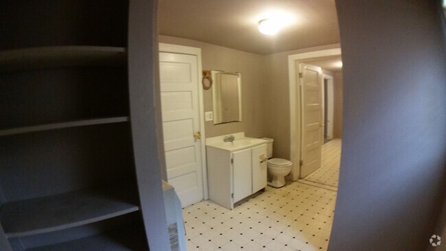 Building Photo - 2 Bedroom House Near Downtown OKC
