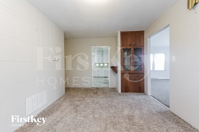 Photo - 5412 E Edgewood Ave