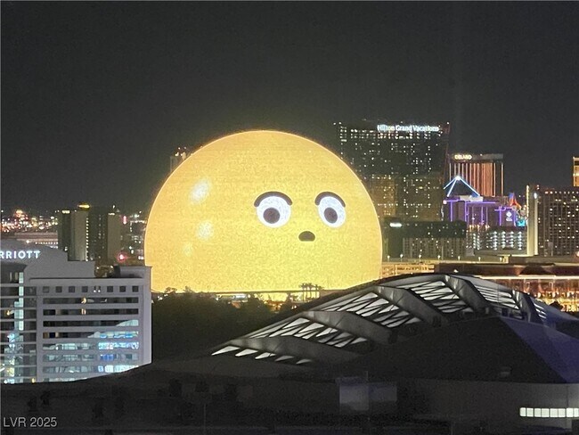 Building Photo - 2777 Paradise Rd Unit 2002