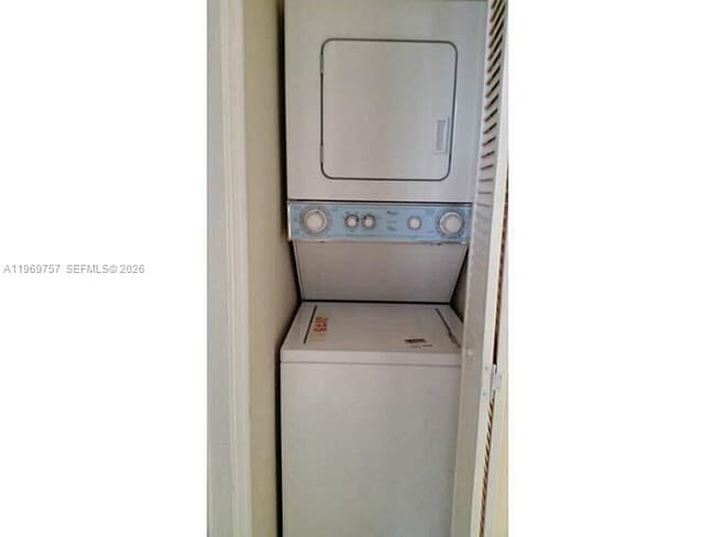 Photo - 2418 Liberty St