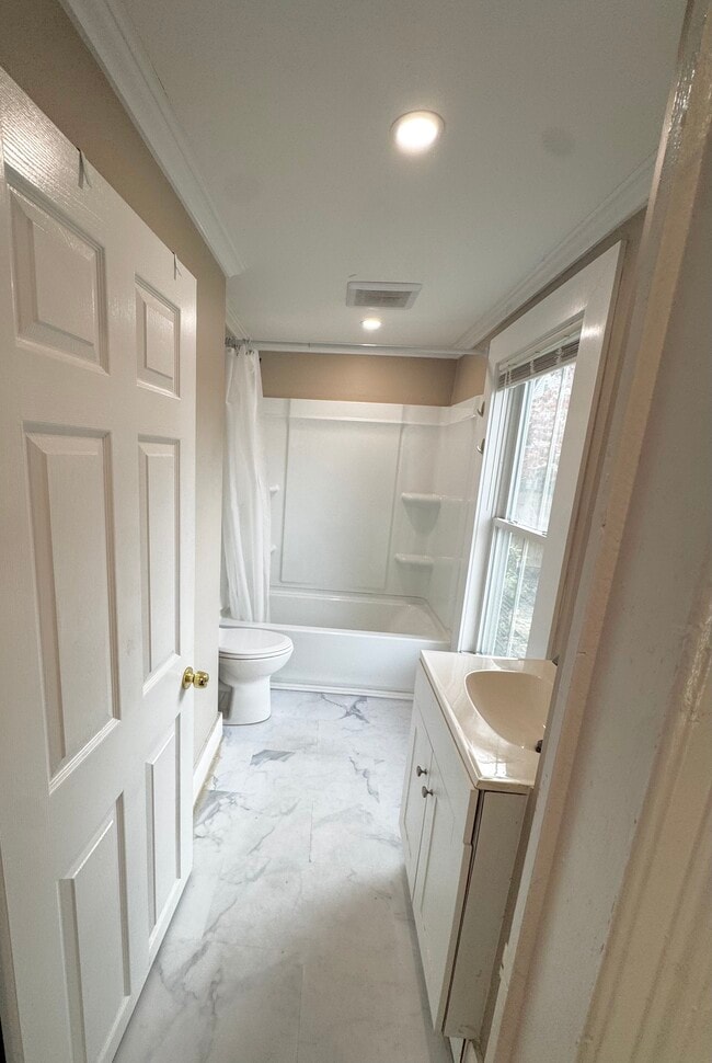 Photo - 112 Elm St Unit 2