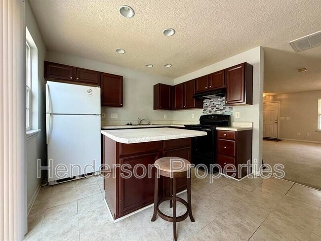 Photo - 17121 Greenlawn Hills Ct