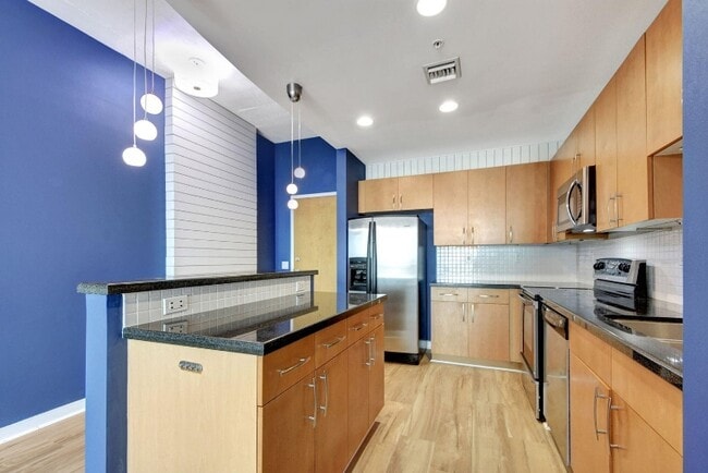 Photo - 300 S Australian Ave