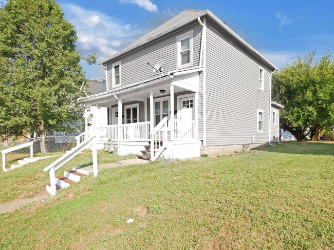 Photo - Newly Updated 2 Bedroom Home – Bright, Mod... Unit 492