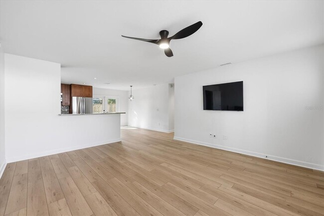 Photo - 2802 W North A St