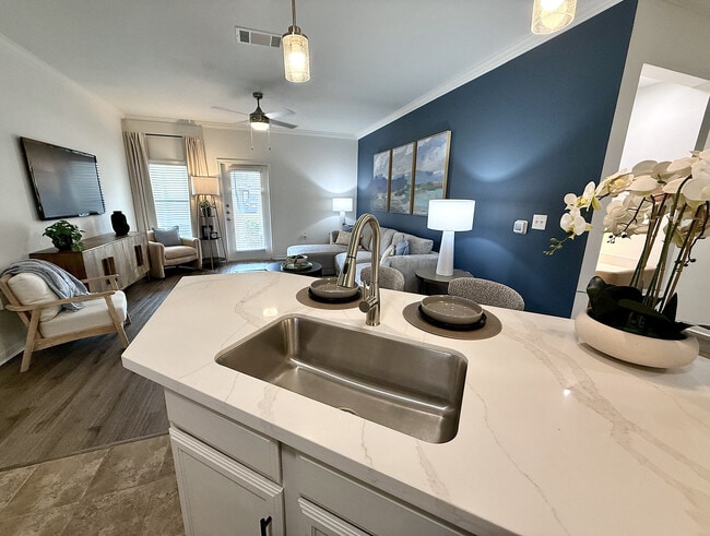 Building Photo - The Abbey at Park Lakes Rental