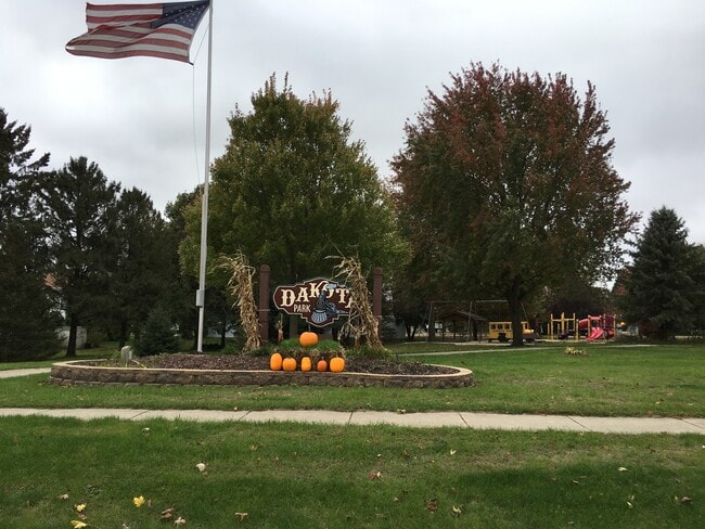 Photo - 223 N West St Unit 4