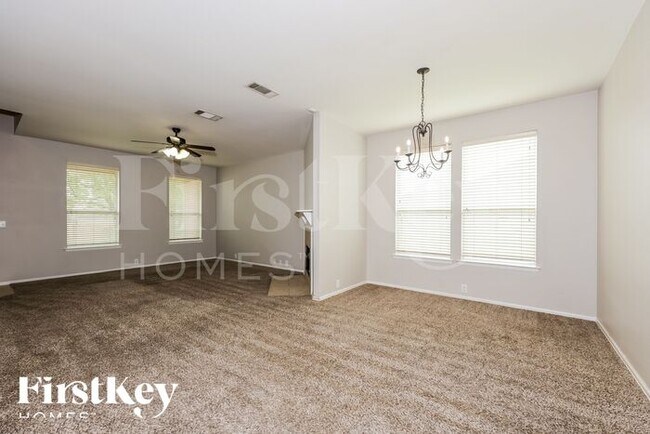 Photo - 718 Quail Hollow Dr