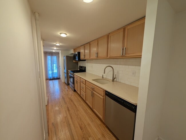 Photo - 153 Heyward St Unit 1st floor garden