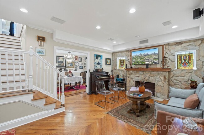 Photo - 703 S Summit Ave Unit 2