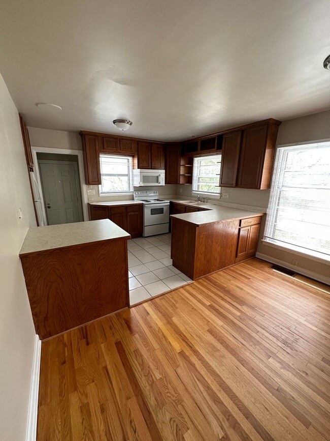 Photo - 3 BEDROOMS PLUS OFFICE, 2 BATHROOM, SINGLE FAMILY HOME IN THE AVENUES