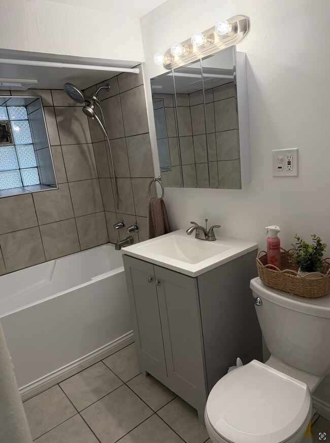 Photo - 5011 N Lawndale Ave Unit Garden