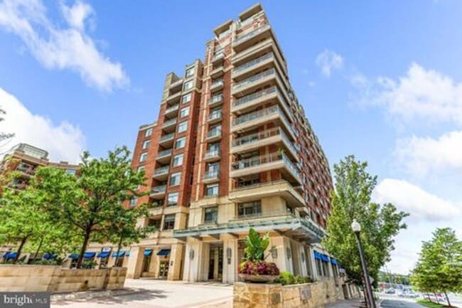 Building Photo - Luxury Fully Furnished 2BR/2BA Corner Cond... Unit 451