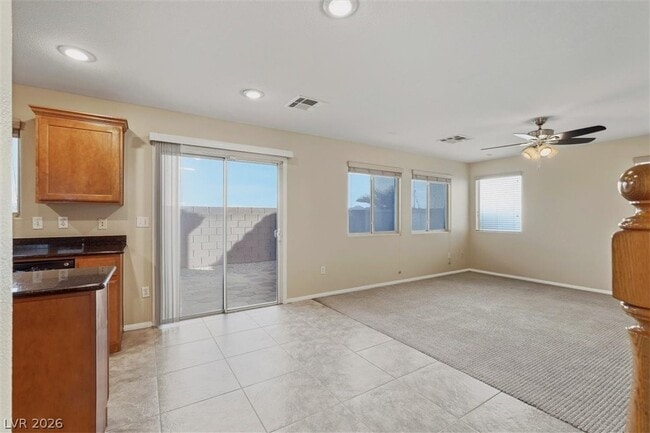 Photo - 8160 Royal Arches St