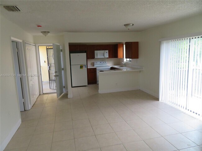 Photo - 26231 SW 141st Pl