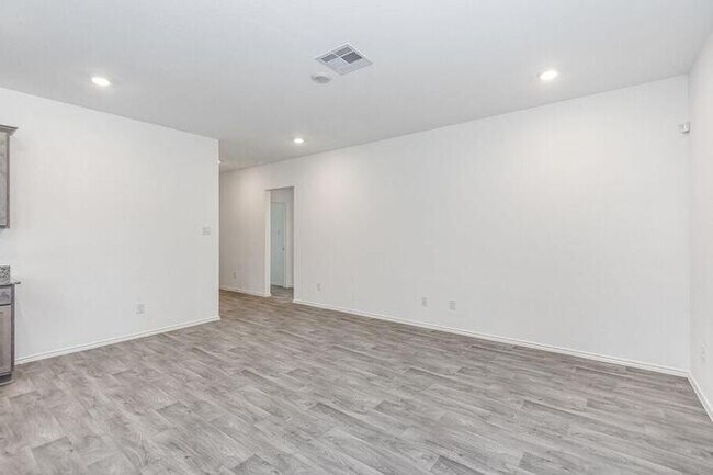 Photo - 29403 Cayman Cyn Wy Unit d1