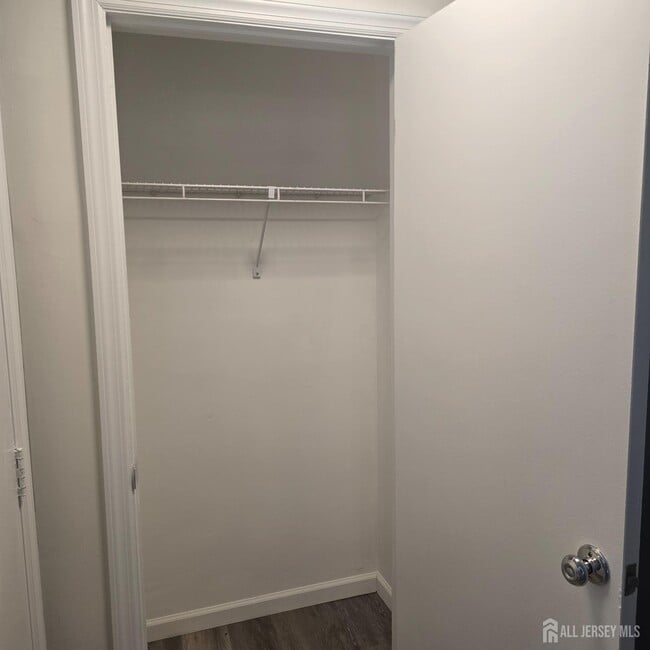 Photo - 3 Sweetgum Ln