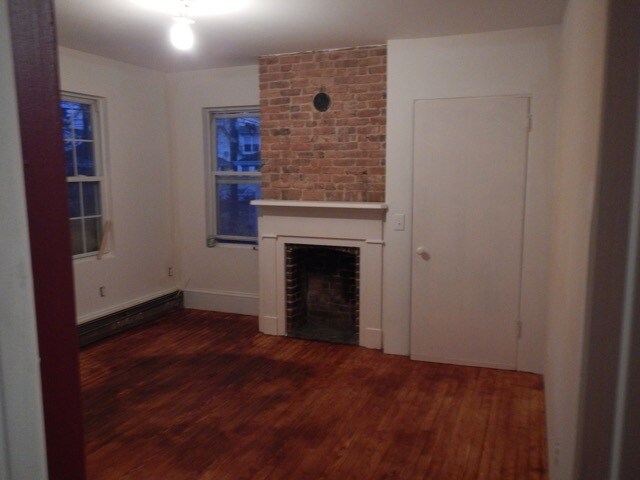 BEDROOM 1 - 89 1st Ave Unit 3