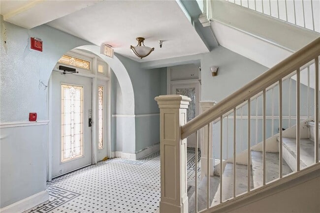 Photo - 1221 N Palm Ave Unit 203