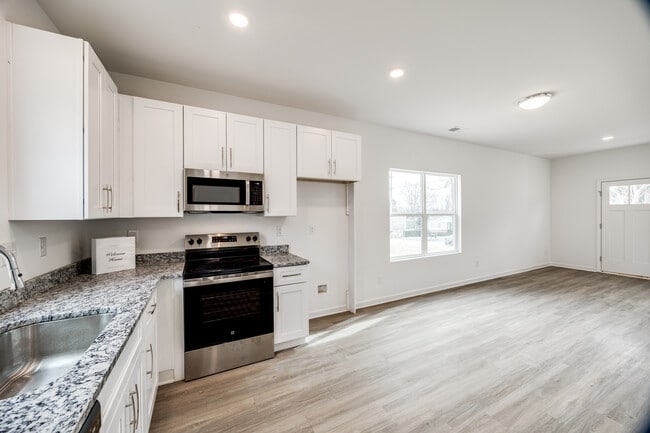 Photo - 22 S Mickley Ave