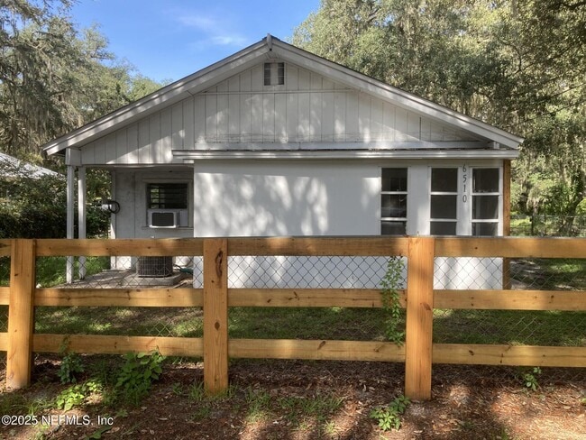 Building Photo - 6510 Bernice Rd Rental