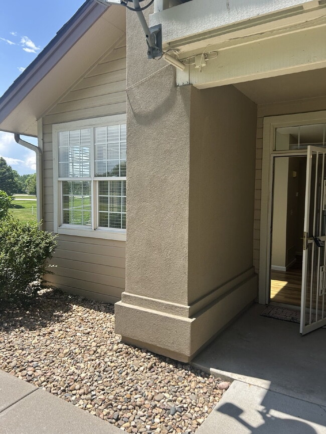 "Chic & Spacious 2-Bed, 2-Bath Condo with ... - "Chic & Spacious 2-Bed, 2-Bath Condo with ... Unidad #L