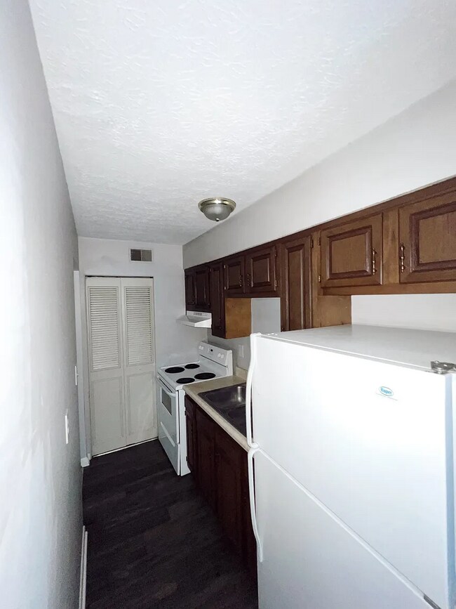 Photo - 4818 S 3rd St Unidad 7