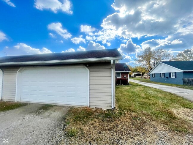 Photo - 3110 W Cypress Dr