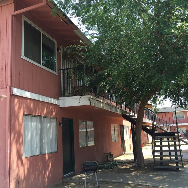 Weber Apartaments - Villa Pines