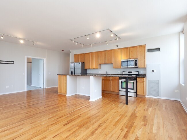 Photo - 330 N Jefferson St Unit 801