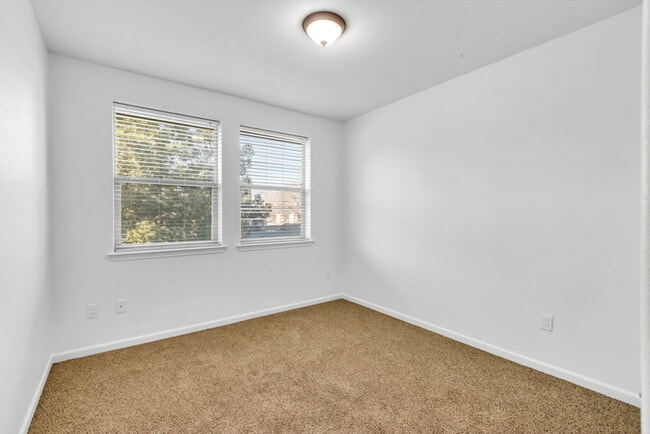 2504 Memory Lane