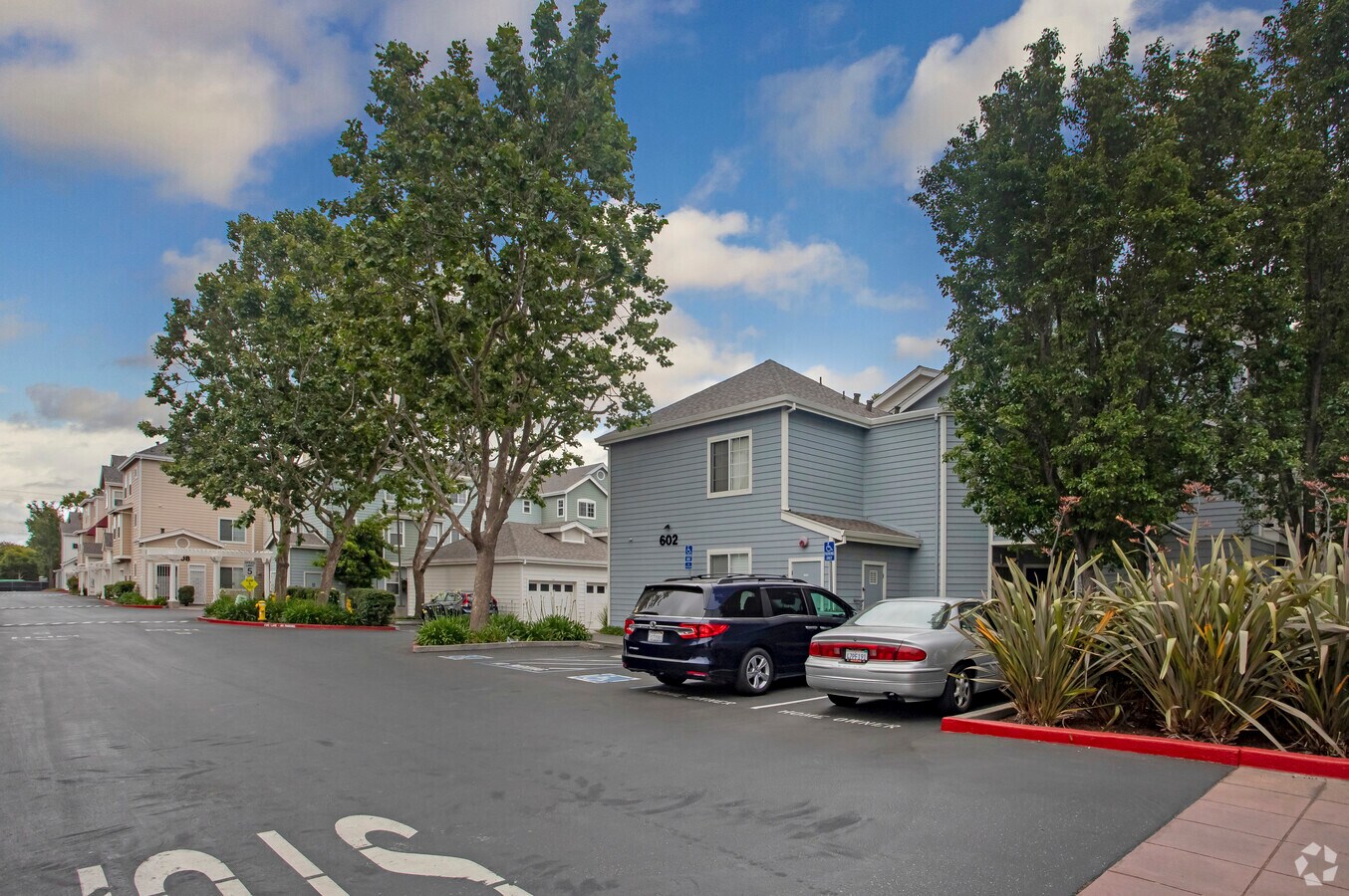 Photo - Compass Place North