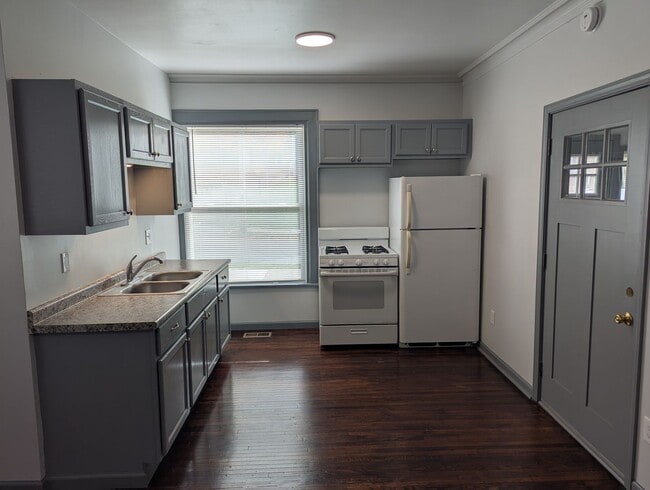 473 Walnut St Unidad 473 Walnut St. Apt 1