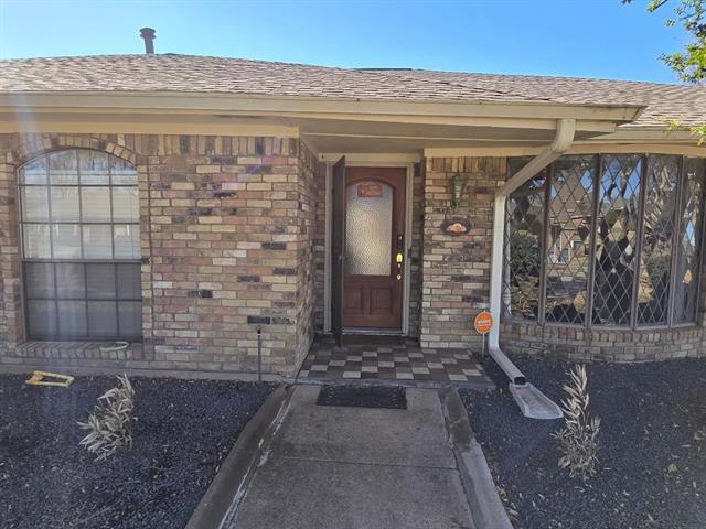 2004 Cherbourg Dr