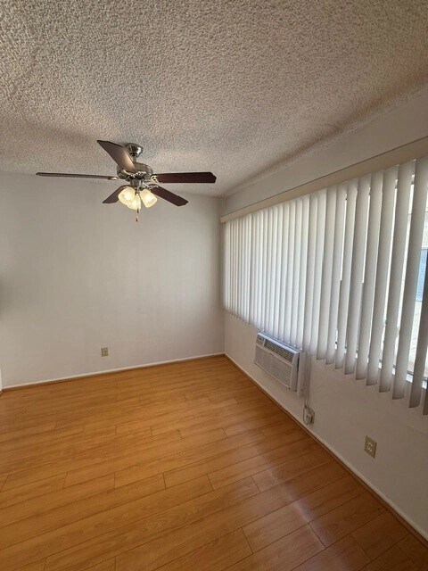 Photo - 10856 Rose Avenue,