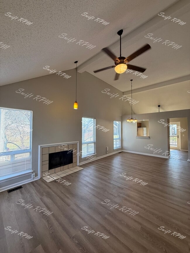 Photo - 8955 Hauser St