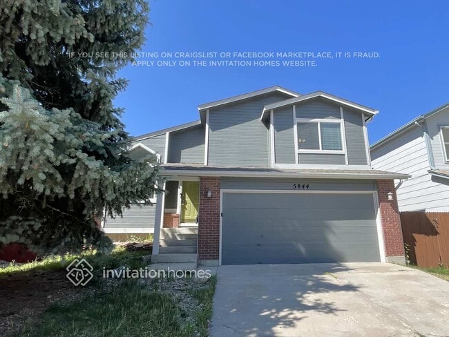 Building Photo - 5844 Santana Dr