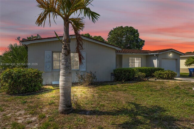 Photo - 6924 NW 8th Ct