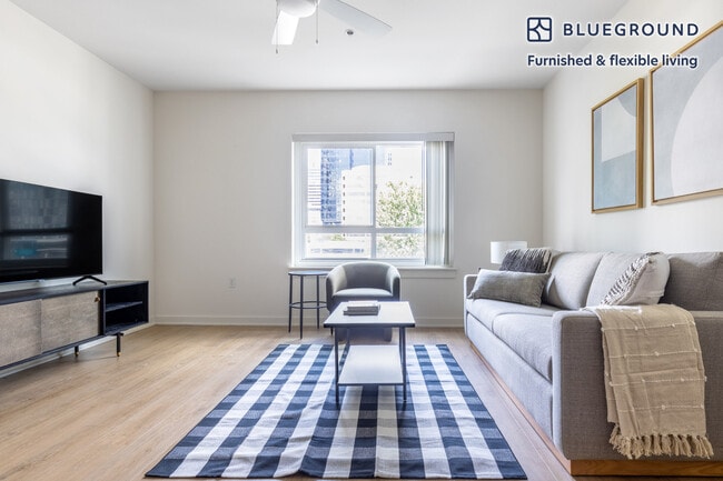 Photo - 10495 NE 4th St Unidad FL3-ID141