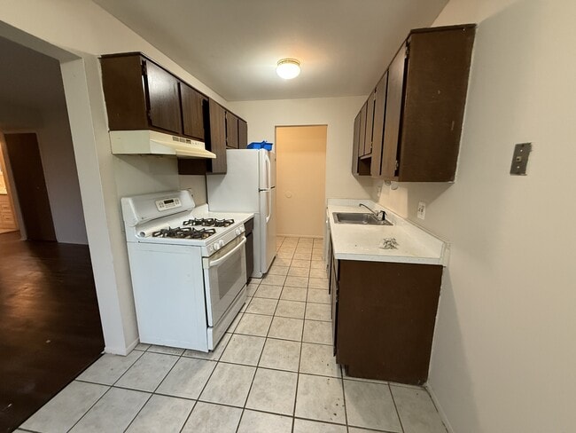 Photo - 45240 Keding St