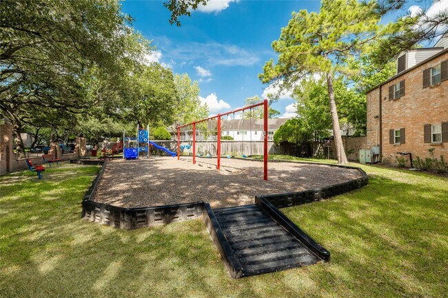 Photo - 869 Wax Myrtle Ln Unit A